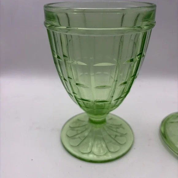 Anchor Hocking Block Optic Pattern Green Uranium Glass Footed Candy Dish & LID - Picture 6 of 13